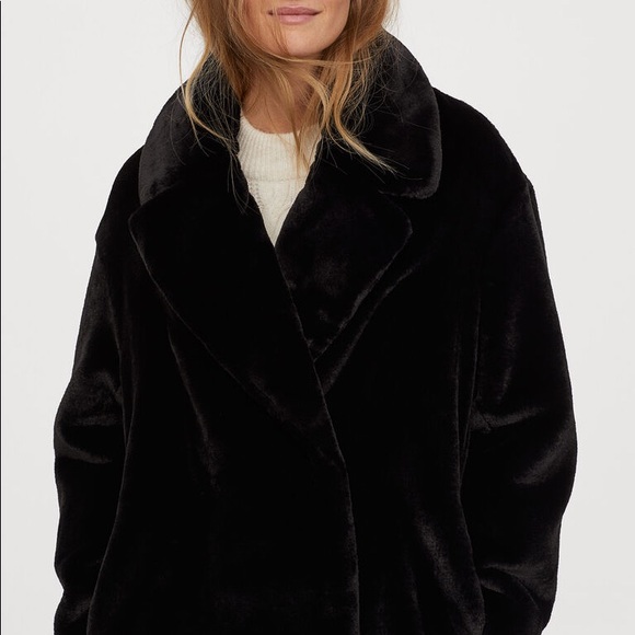 H&M 🆕 Soft Faux Fur Trendy Long Coat - Picture 8 of 9